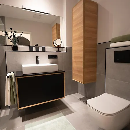 Boardinghouse アパート *