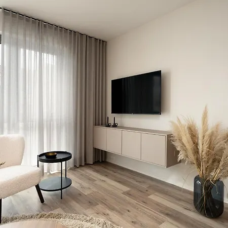 アパート Boardinghouse