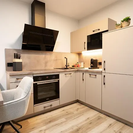 Boardinghouse アパート