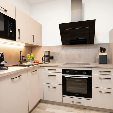 Boardinghouse アパート