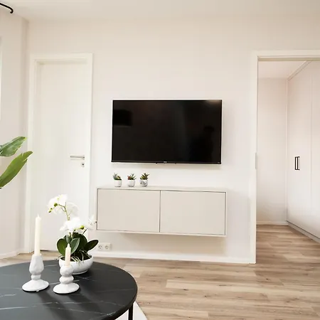 Boardinghouse アパート *