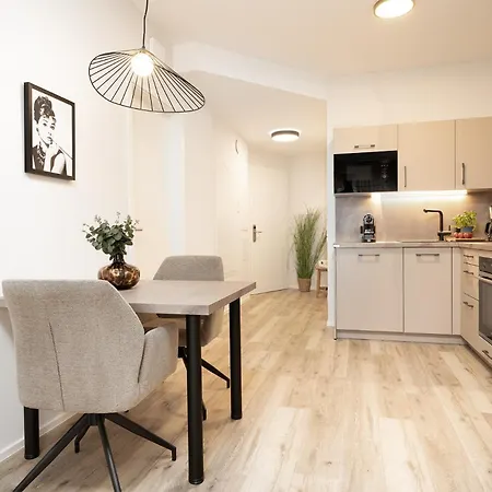 Boardinghouse * فورسلن