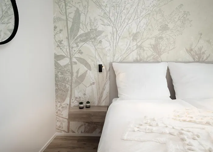 Boardinghouse 公寓 *